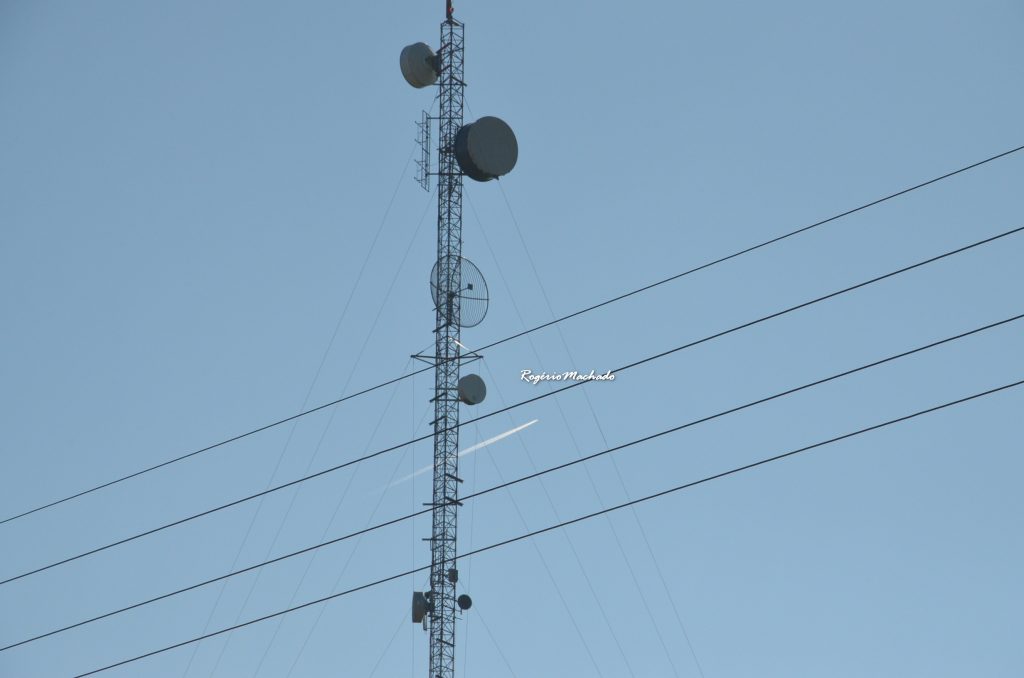 Antenas de celular não fazem mal à saúde, defendem especialistas